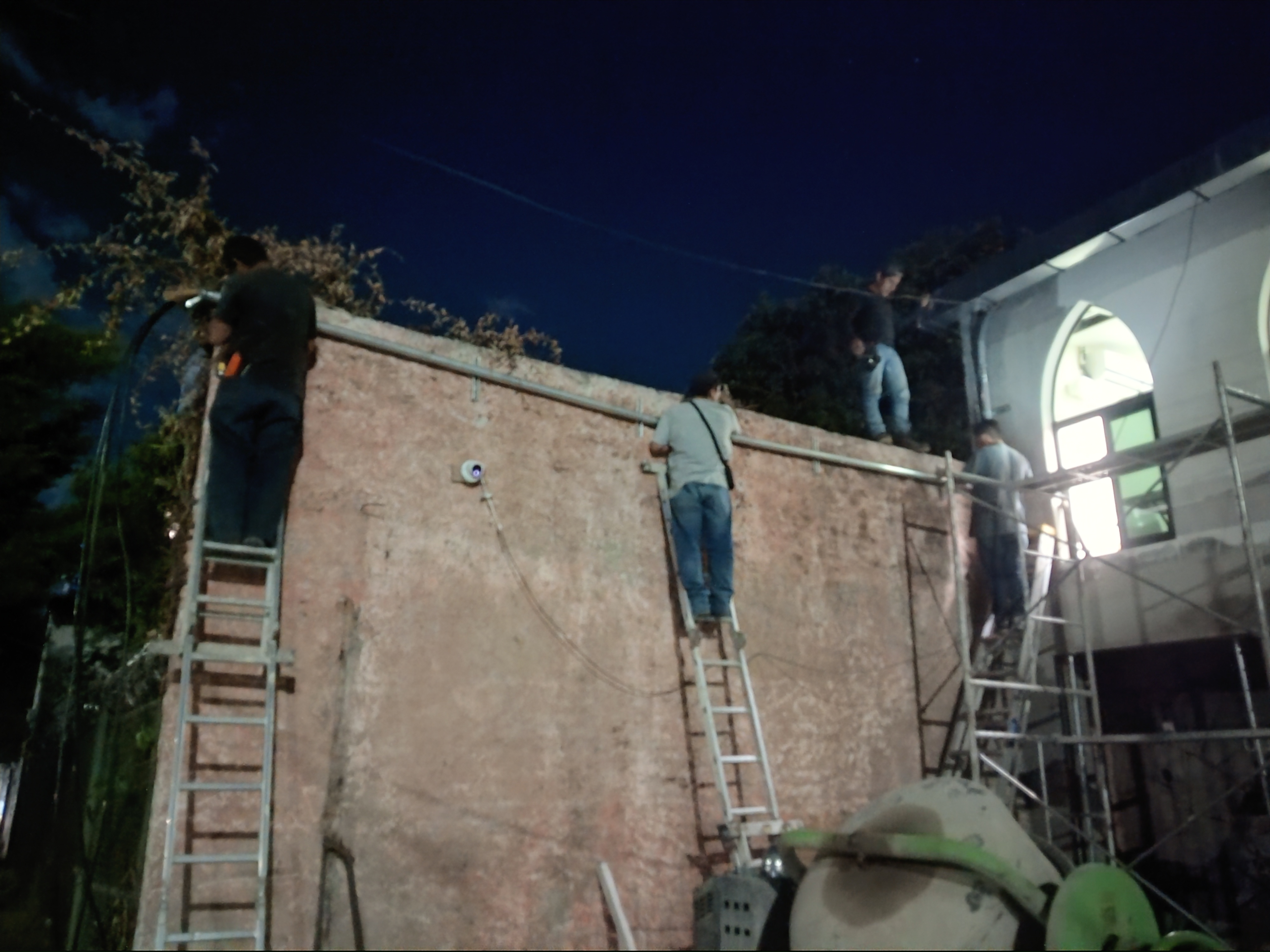 Técnicos trabajando