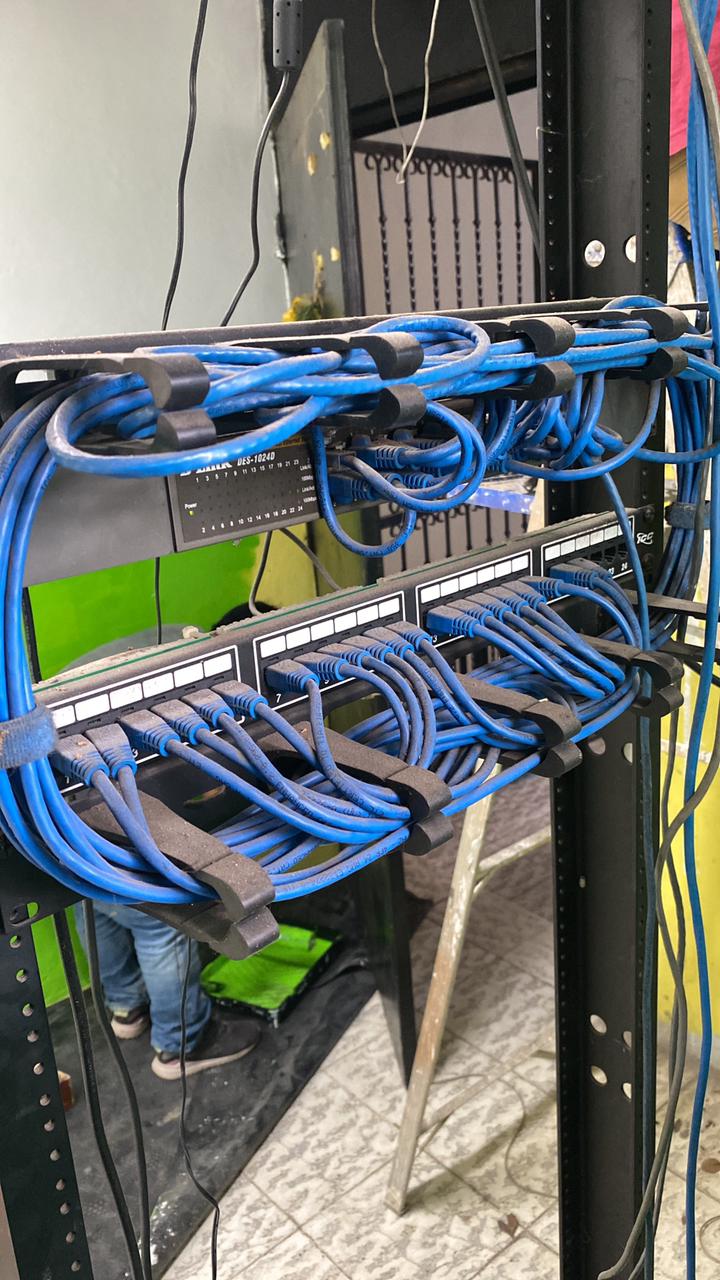 Técnicos trabajando